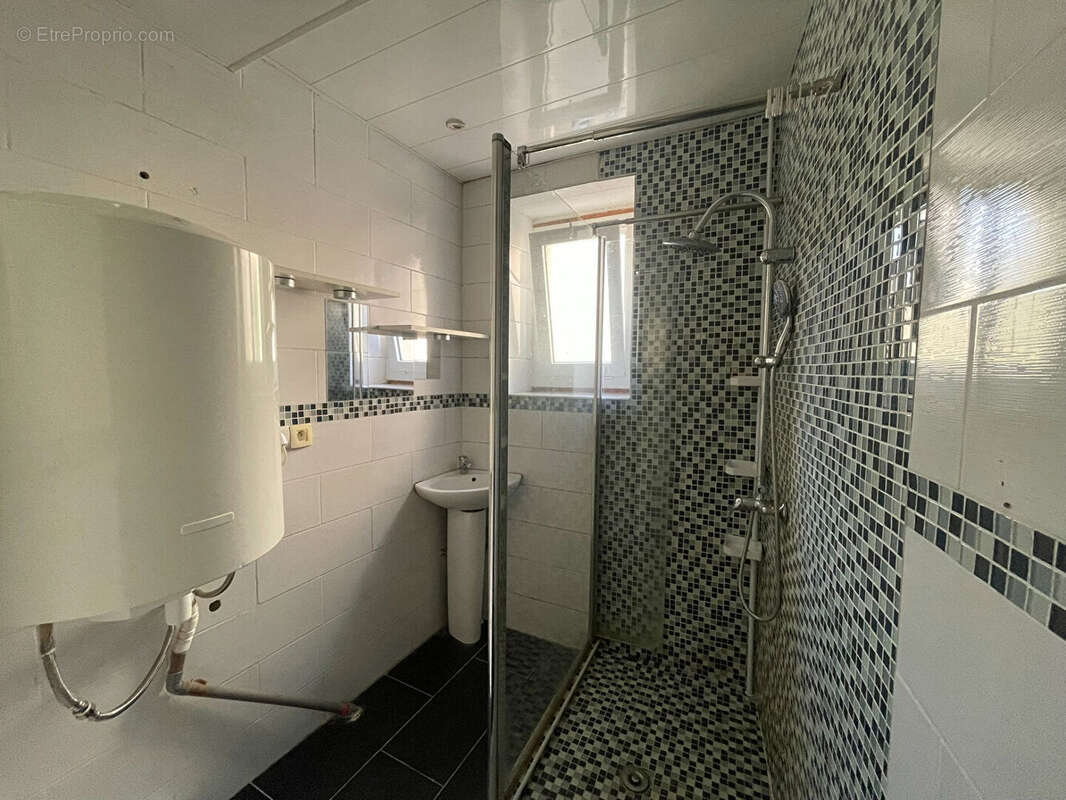 Maison à BRIENON-SUR-ARMANCON