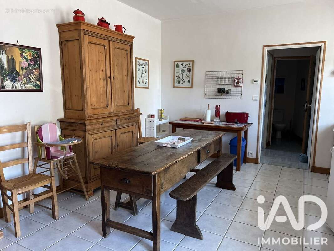 Photo 5