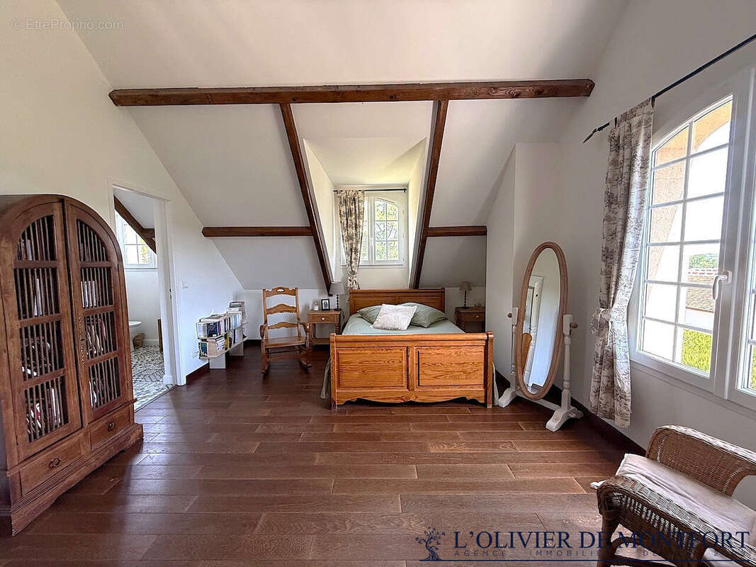 Maison à MONTFORT-L'AMAURY
