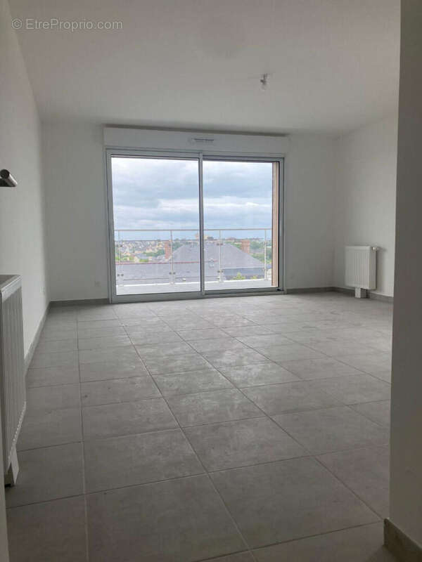 Appartement à DONVILLE-LES-BAINS