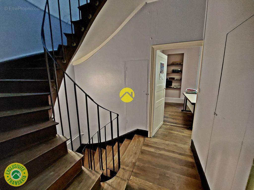 Maison à ANCY-LE-FRANC