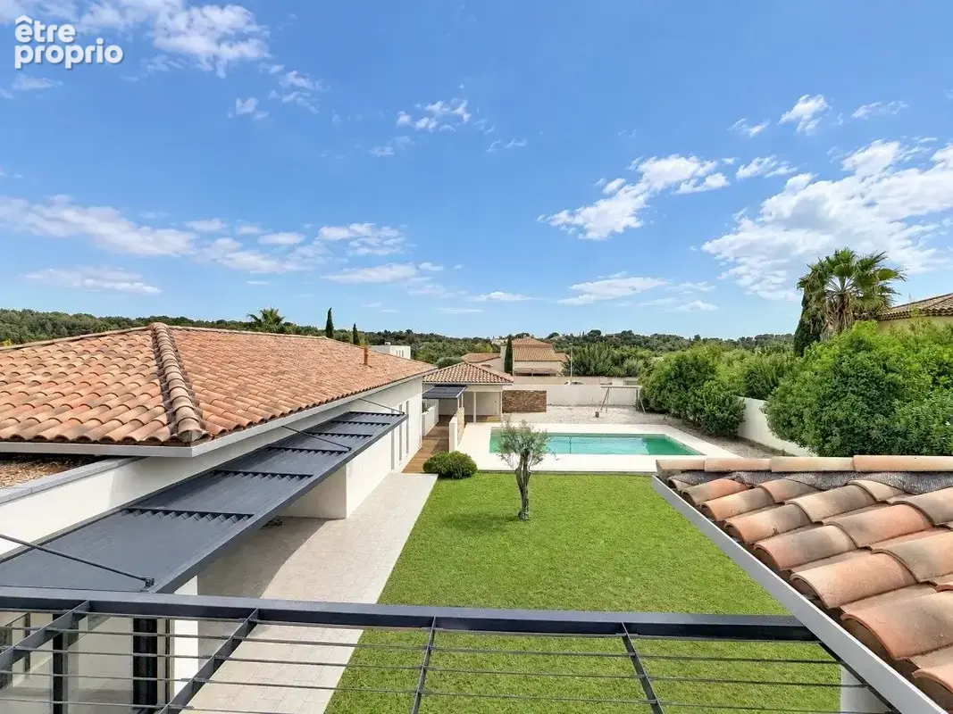 Castelnau le lez - villa 250 m² - 6 chambres - piscine - terrain 1500 m² - photo 2