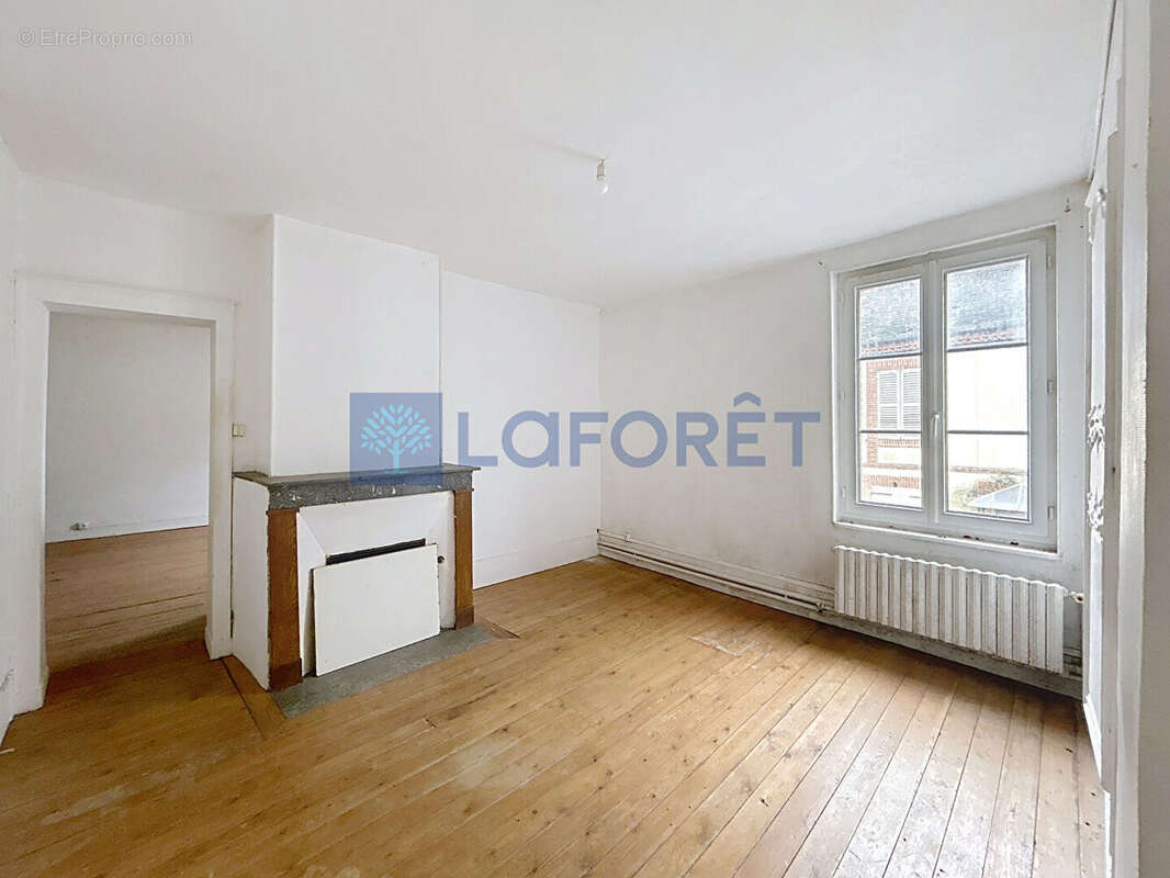 Maison à CHENNEBRUN