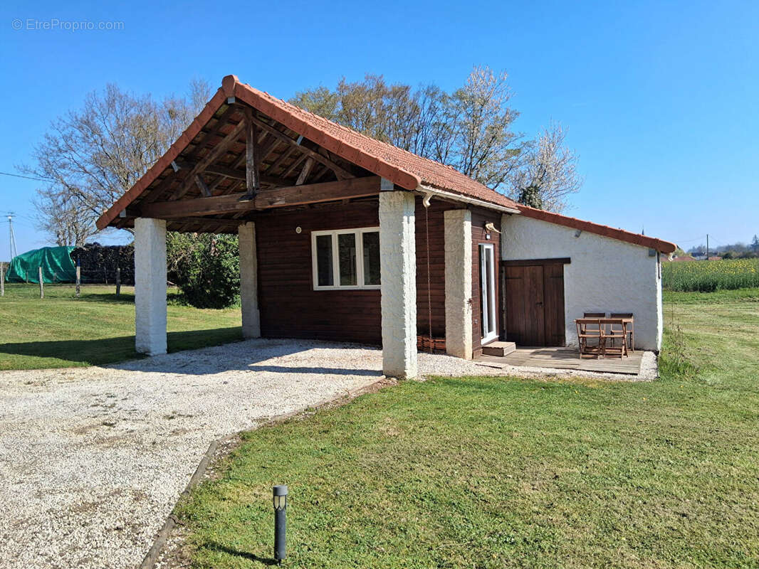 Maison à SAINT-GERMAIN-DU-BOIS
