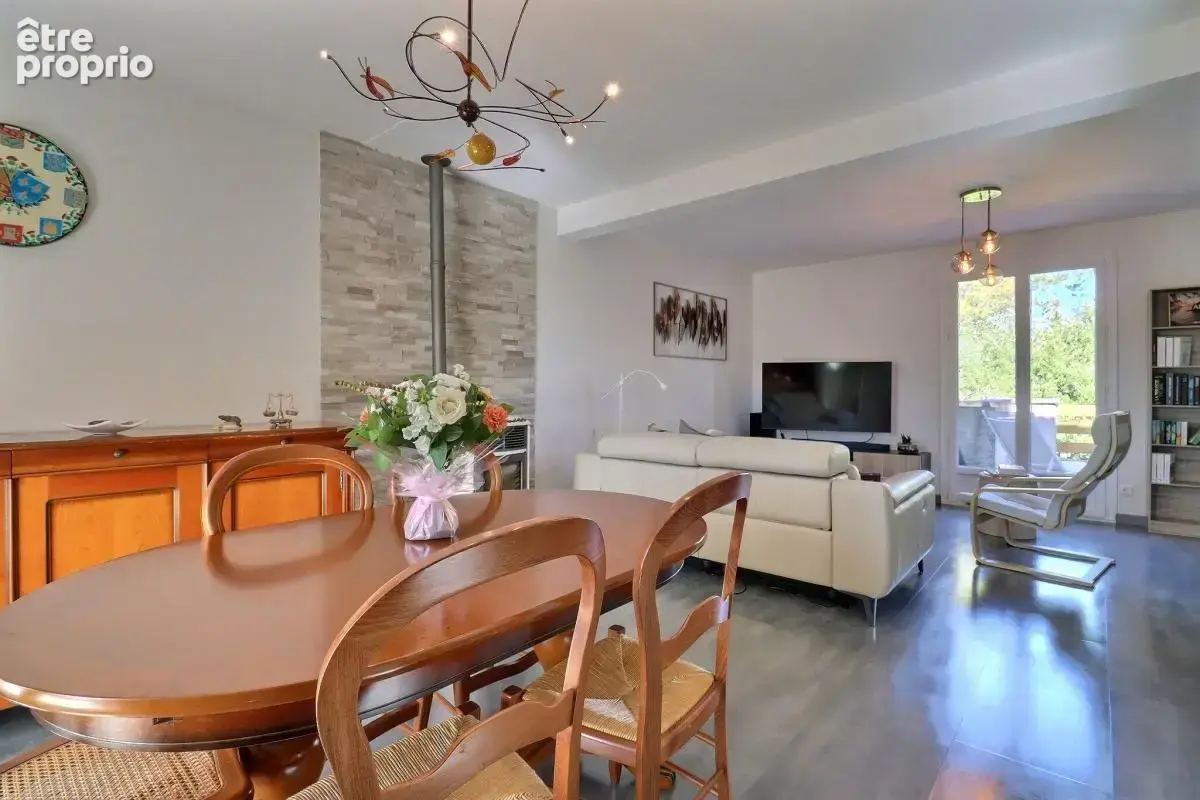 GENLIS HUCHEY - Maison sur sous-sol complet - photo 4
