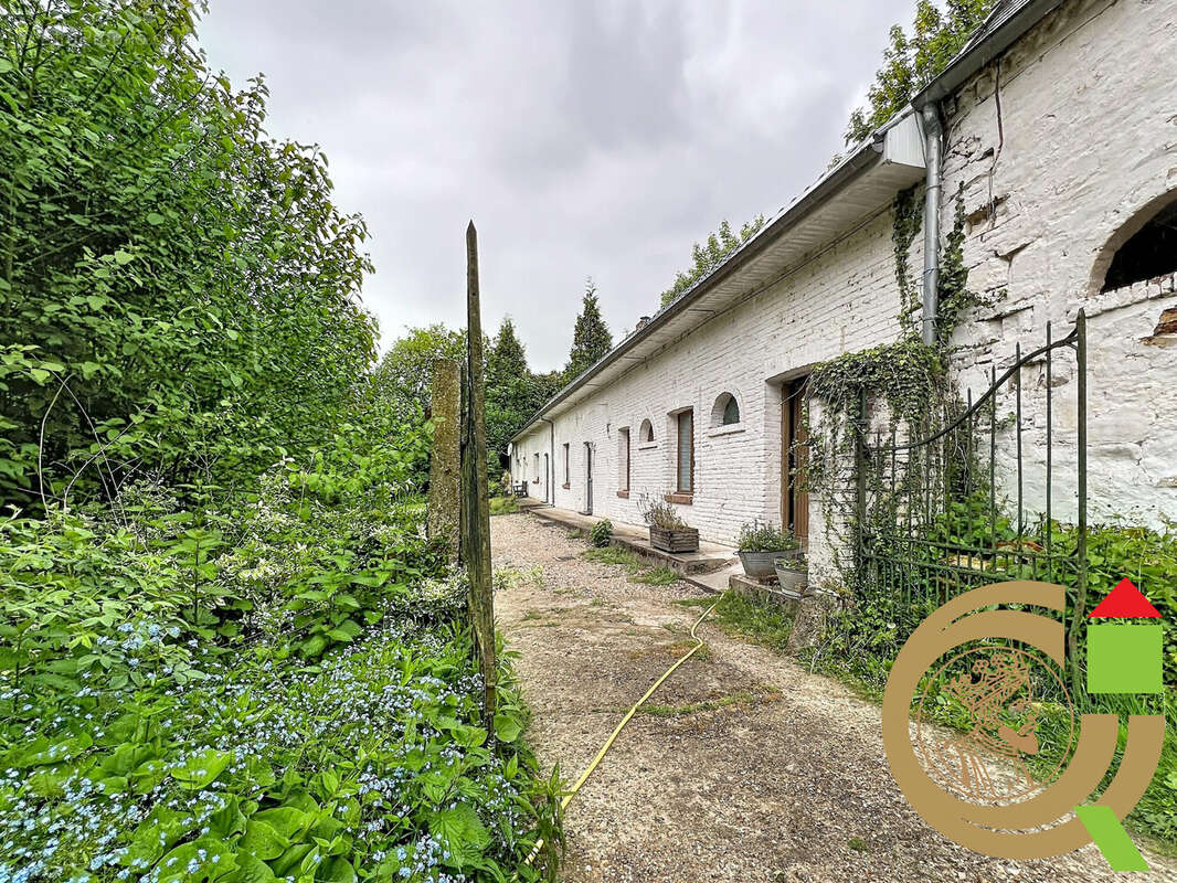 Maison à HUCQUELIERS
