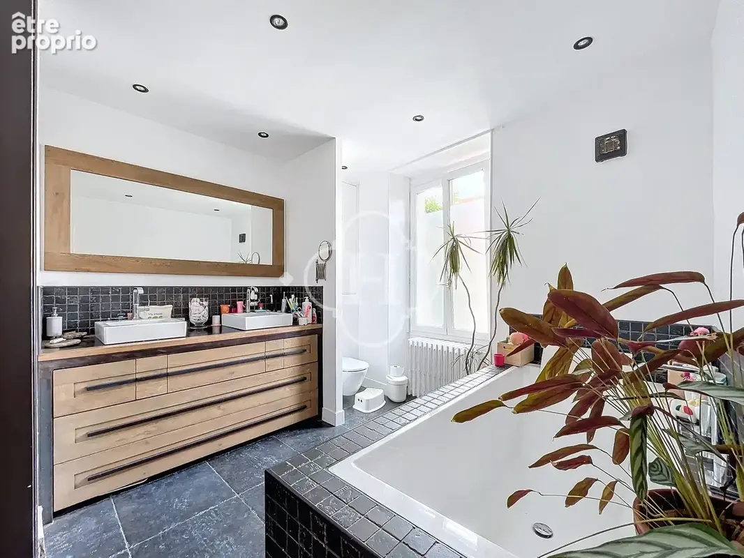 Maison 155 m² à Crespieres  - photo 8
