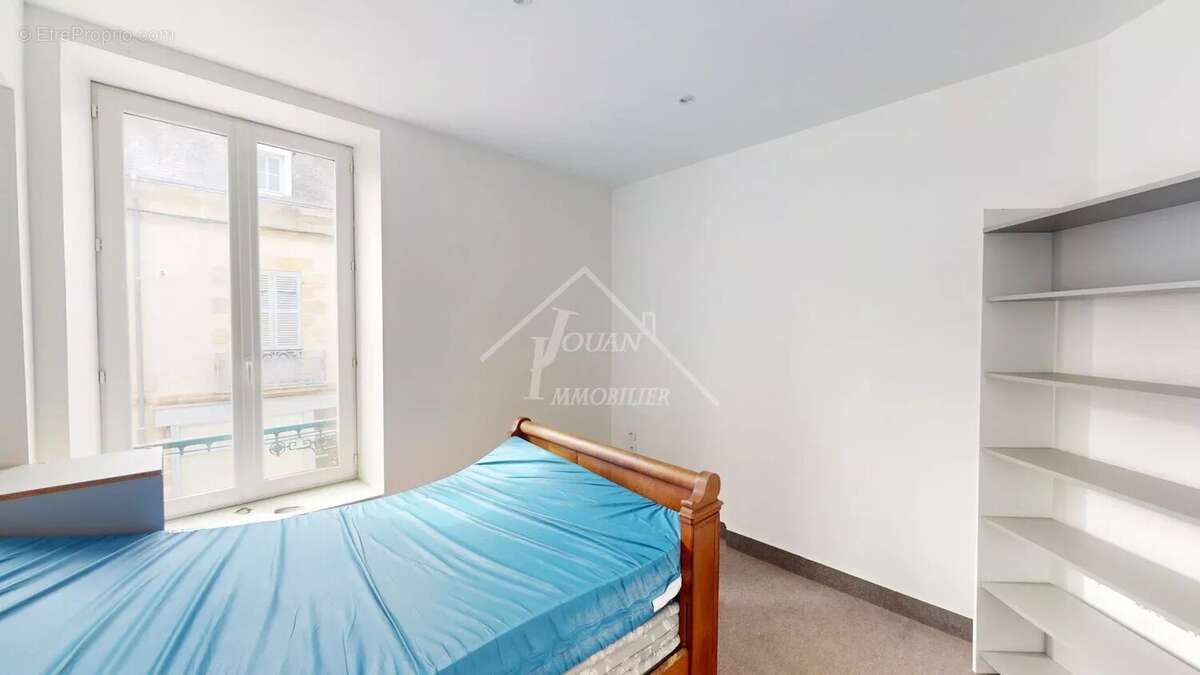 Appartement à BOURBON-L&#039;ARCHAMBAULT