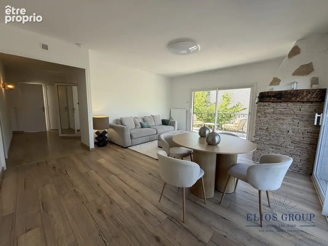 Maison 5 pièces 147 m² à vendre à Rougiers (83170) - photo 2