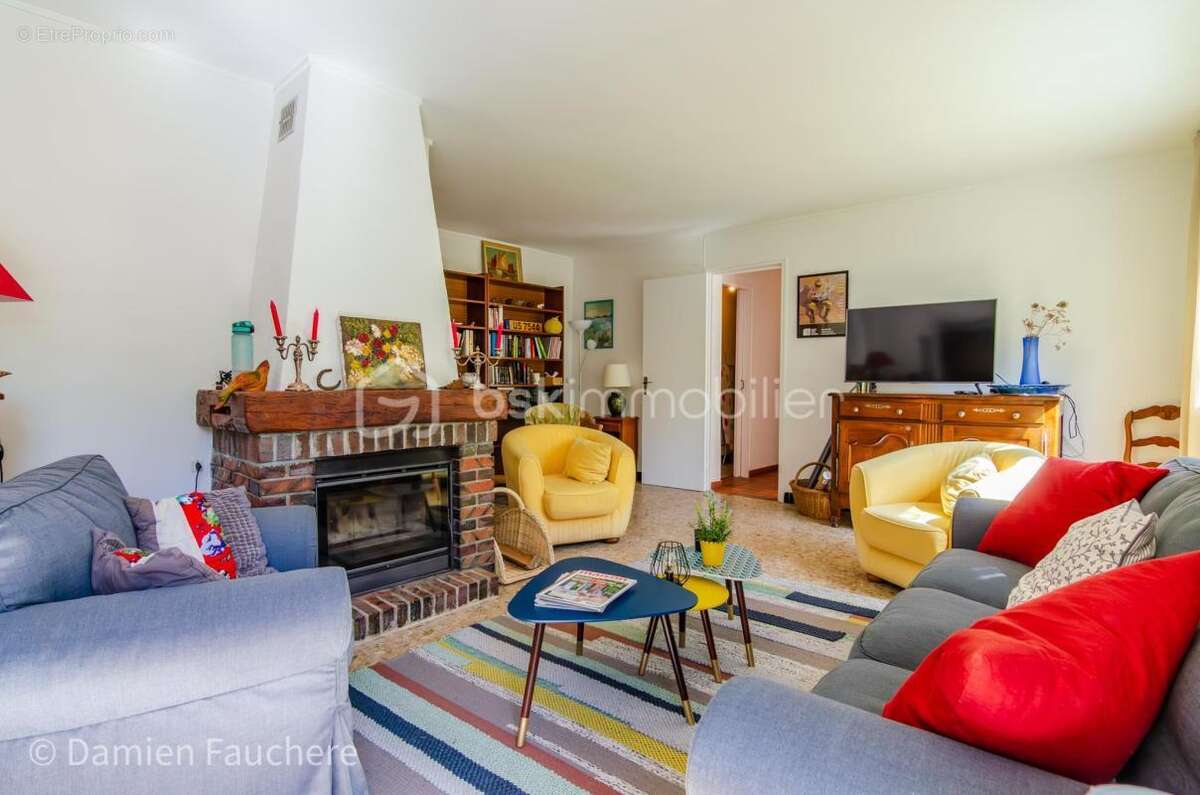 Maison familiale de plain-pied majoritairement avec véranda et jardin au calme ! - photo 17