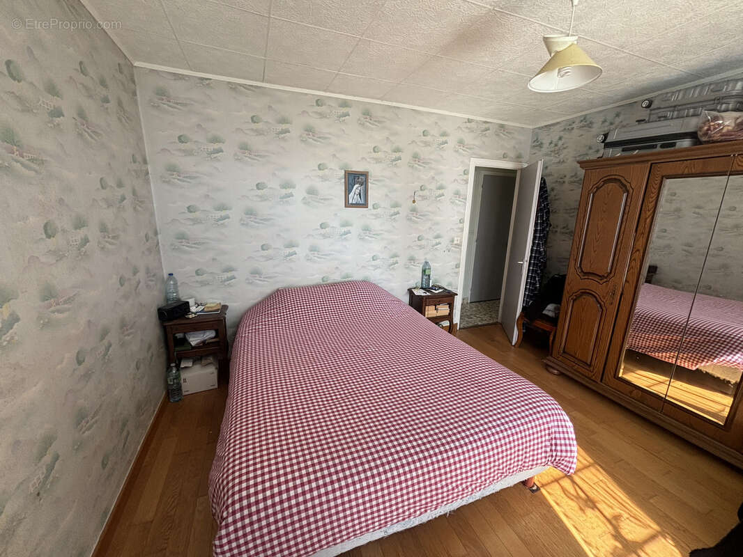 Maison à SAINT-MAIXME-HAUTERIVE