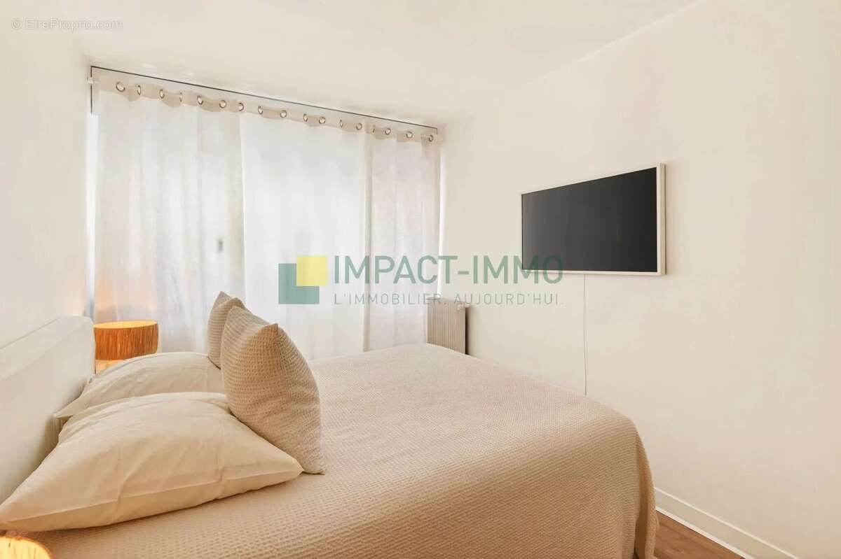 Appartement à CLICHY