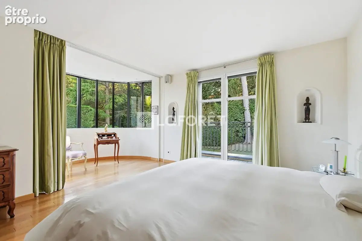 Maison Ville -d'Avray 10 pièces 380m² - photo 12