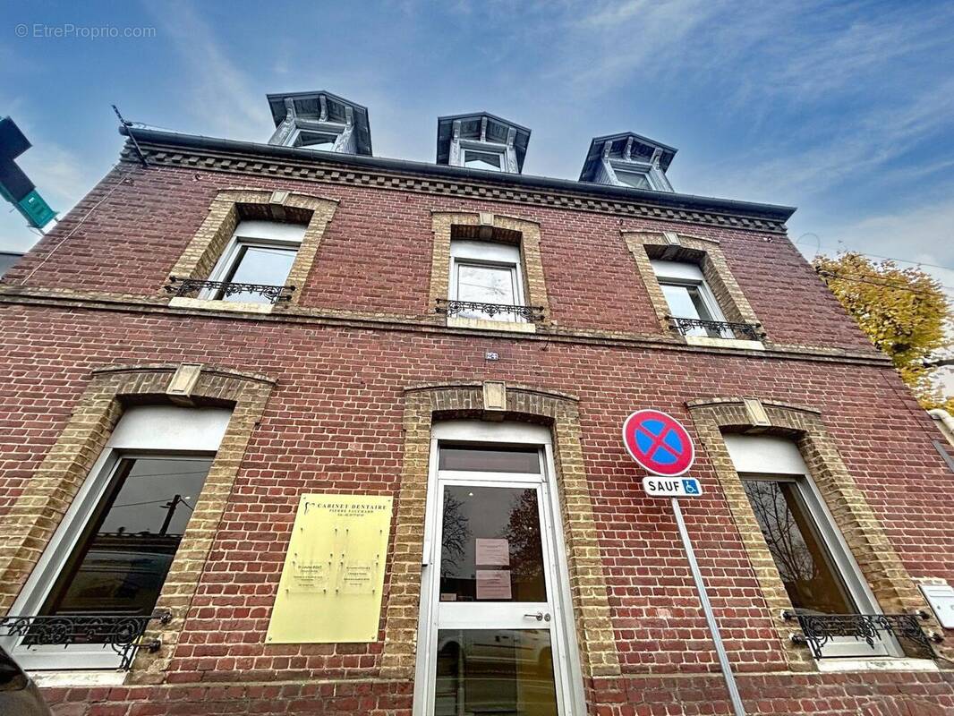 Photo 1 - Commerce à SAINT-AUBIN-LES-ELBEUF