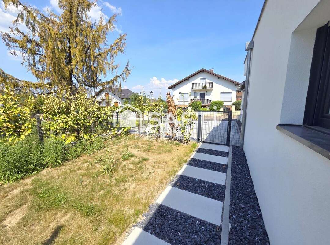 Maison 137 m² à Eschentzwiller  - photo 4