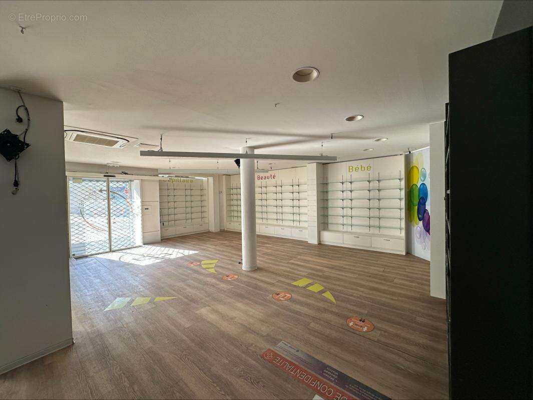 Murs commerciaux libres, ancienne pharmacie cour privative talence gambeta - photo 3