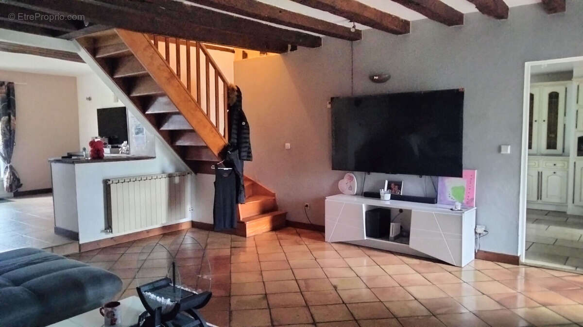 Maison à VARENNES-LES-NARCY