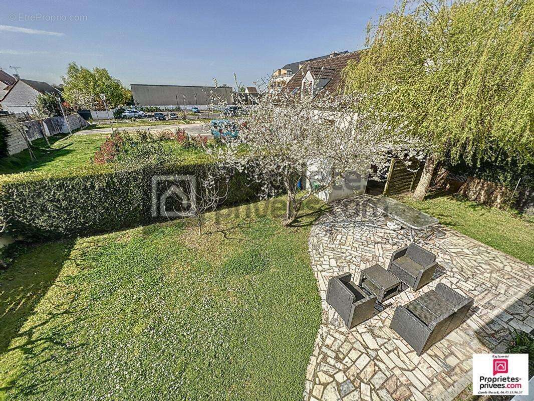 Maison à GRETZ-ARMAINVILLIERS