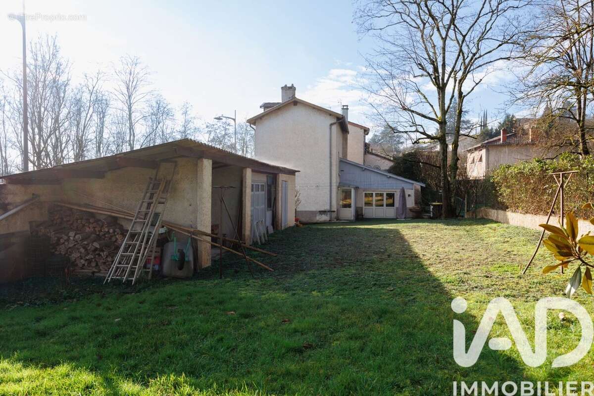 Maison 144 m² à Tassin-La-Demi-Lune  - photo 9