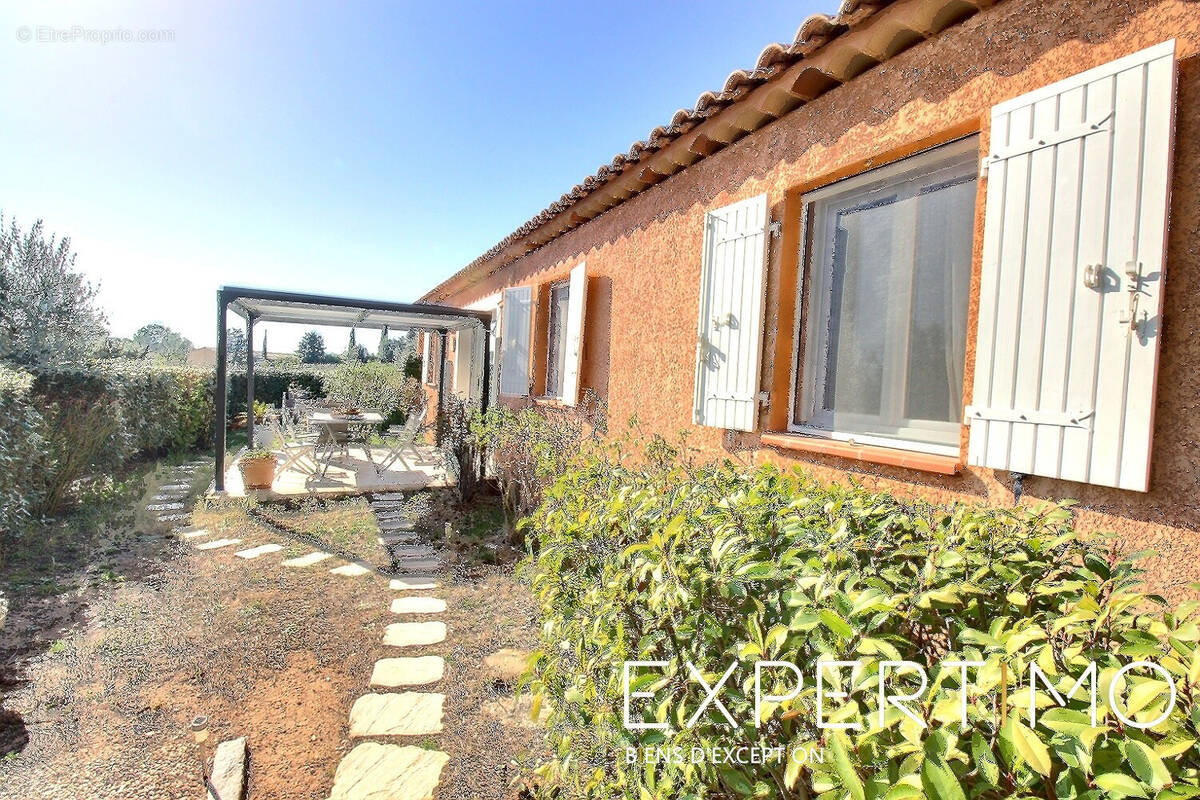 Maison à PUYLOUBIER