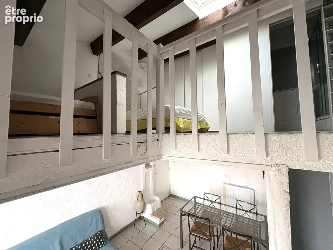 Palavas ,proche plage , T2 en dupex d'environ 38m2 hab , cellier et place PK privée - photo 5