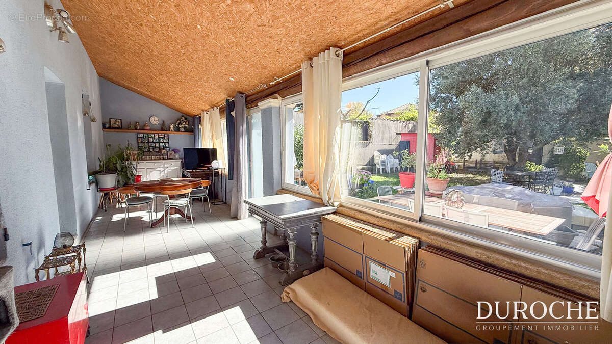 Maison à ORANGE