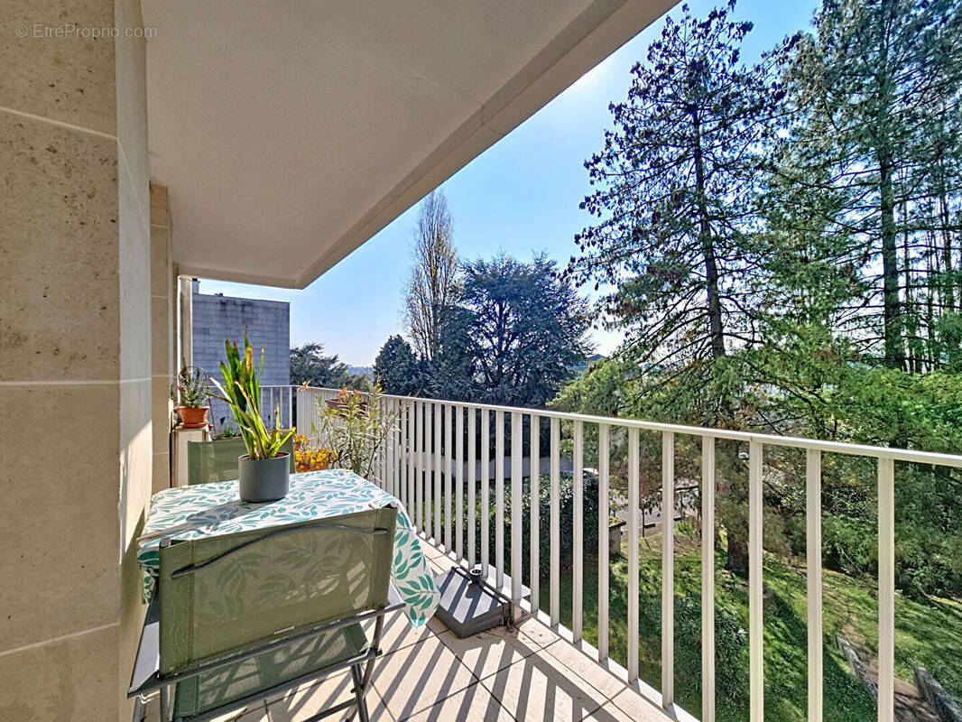 Appartement à BAGNEUX