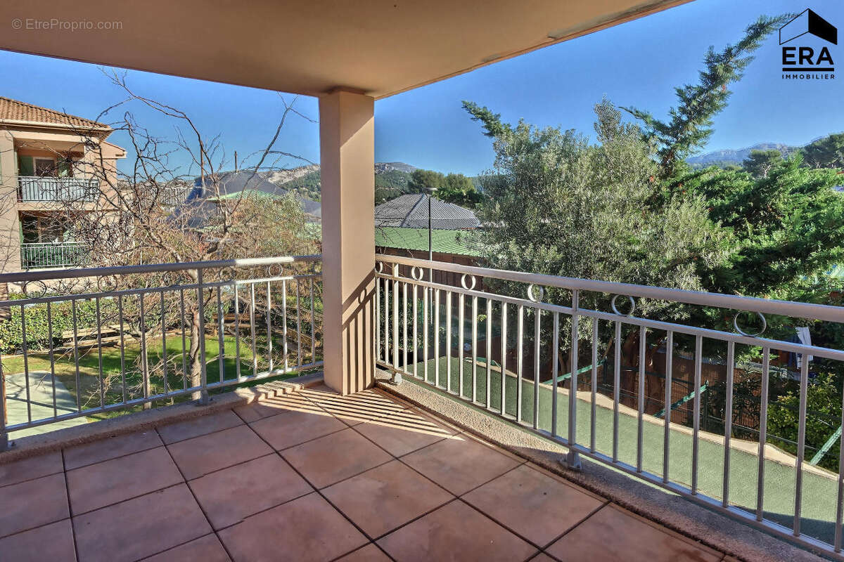 Appartement à MARSEILLE-9E