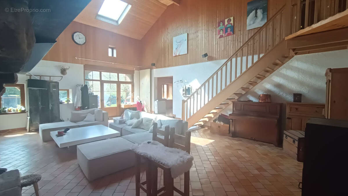 Maison à TAINTRUX