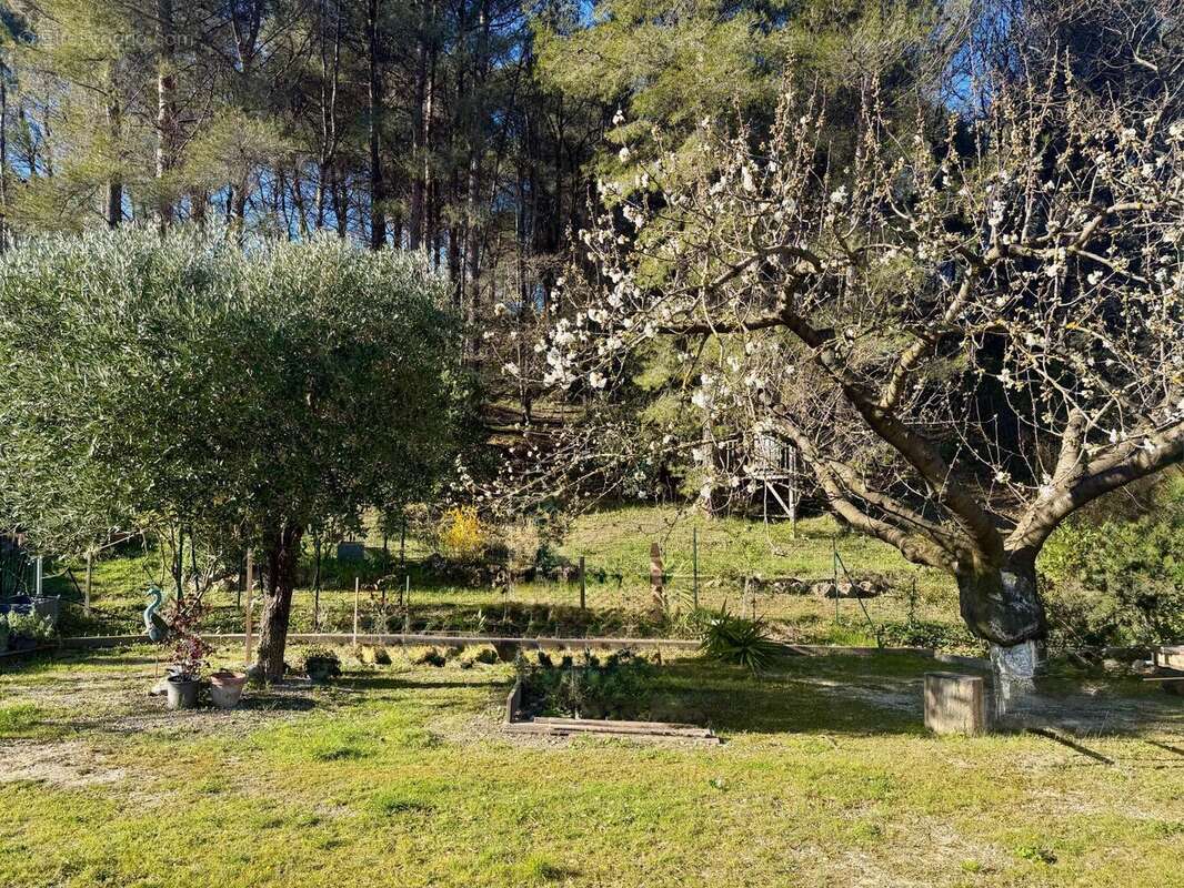 Photo 3 - Maison à SIMIANE-COLLONGUE