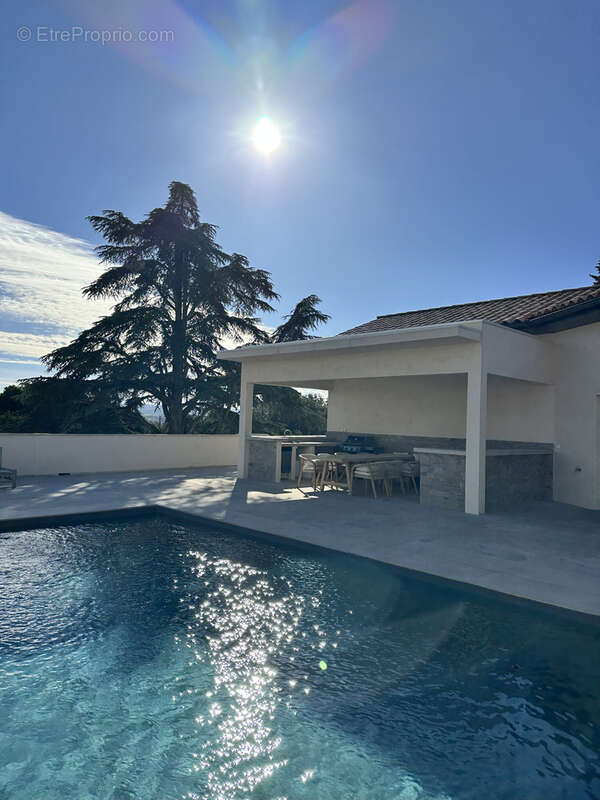 Maison à VILLEMOUSTAUSSOU