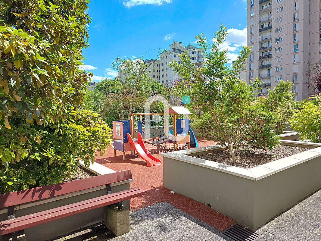 Appartement à ASNIERES-SUR-SEINE