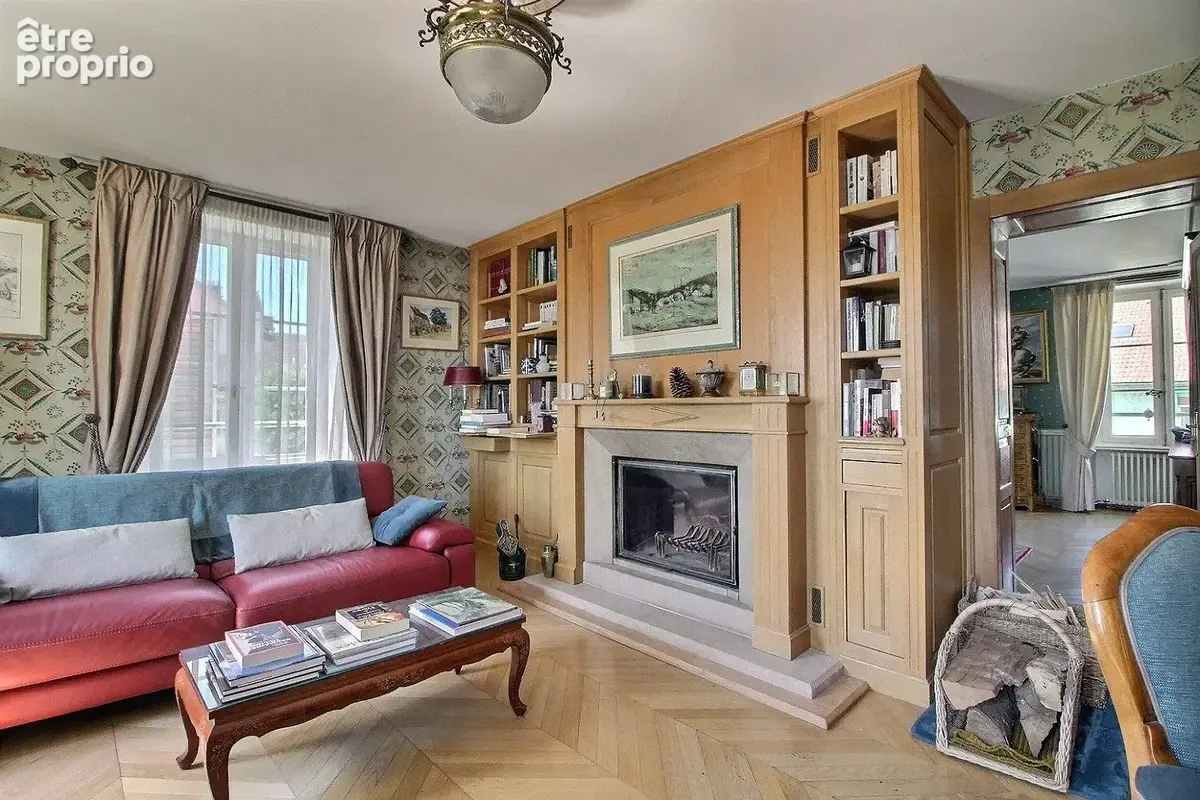 Maison 10 pièces 315 m² à vendre à Audincourt (25400) - photo 7