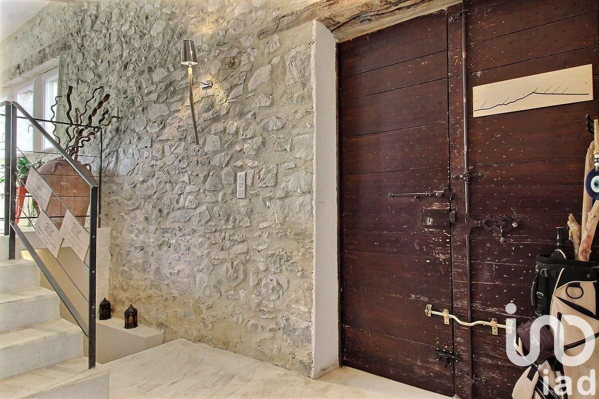 Maison 132 m² à Savoillan  - photo 9