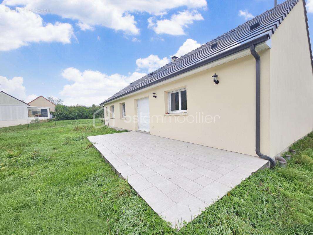 Maison à BRAY-EN-VAL