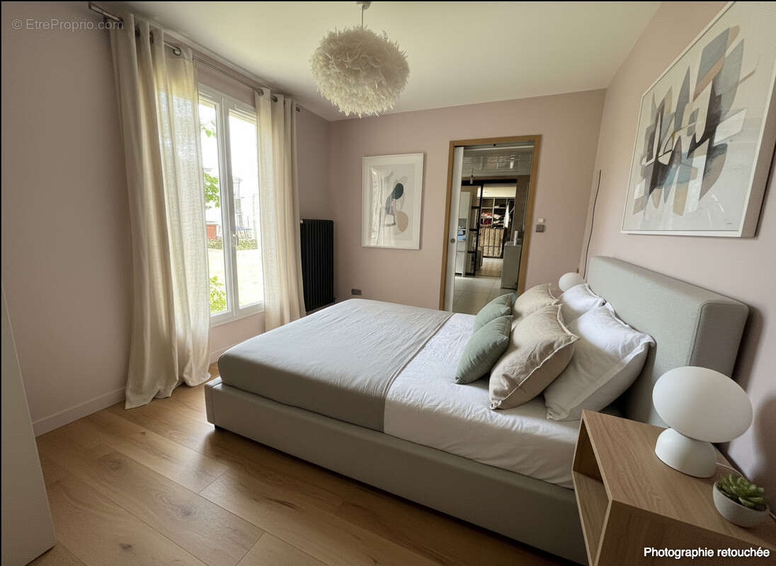 Maison à ESTISSAC