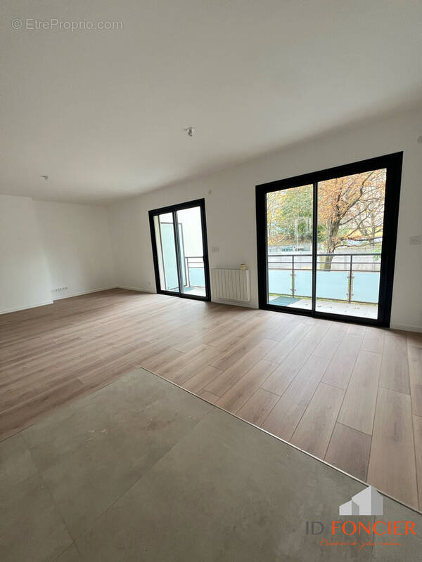 Appartement à VILLEJUIF