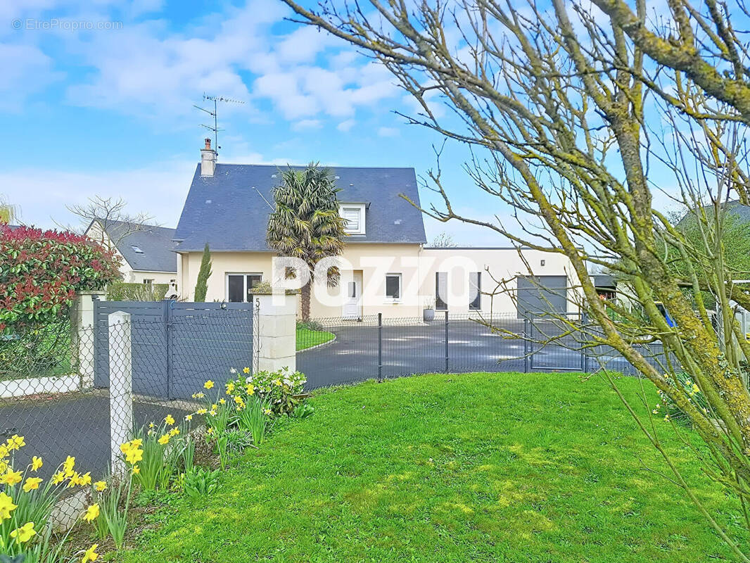 Maison à NOYERS-BOCAGE