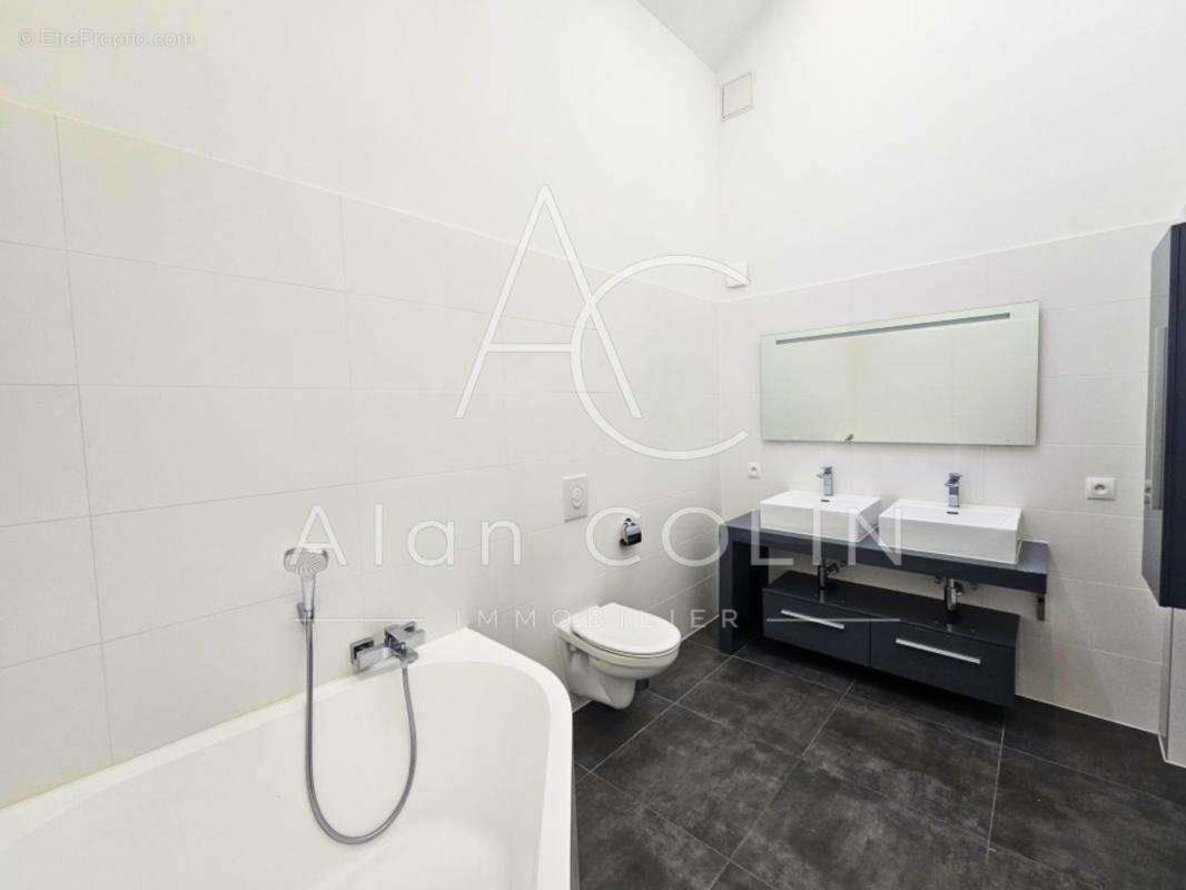 BASSE-RENTGEN – Maison rénovée 127 m² habitables, volumes, confort et frontière luxembourgeoise - photo 14