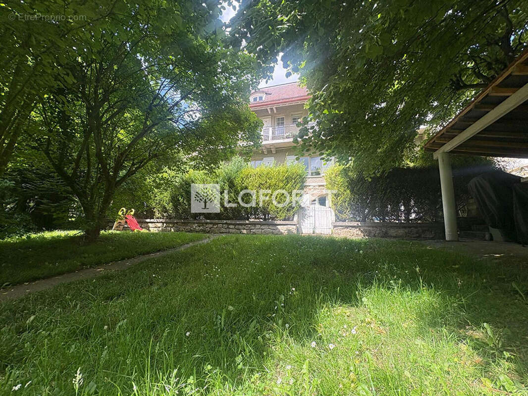 Appartement à MEULAN