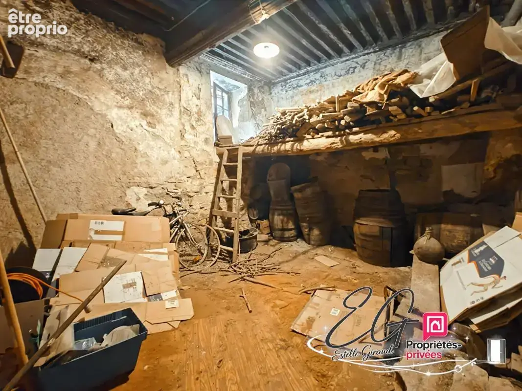 Maison en pierre à rénover :  jardin, garage, grenier aménageable - photo 13