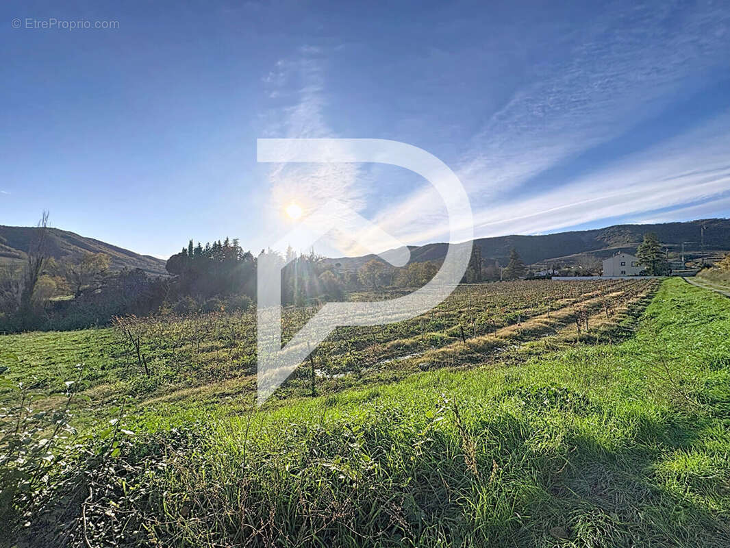 Maison à ALBA-LA-ROMAINE