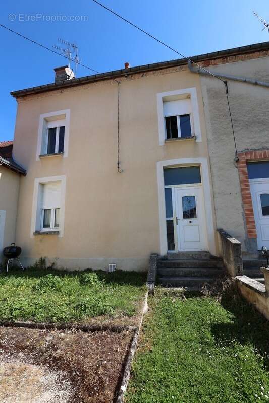 Maison à vendre 6 pièces  avec jardin 3 chambres + bureau TAUXIERES MUTRY (51) - photo 16