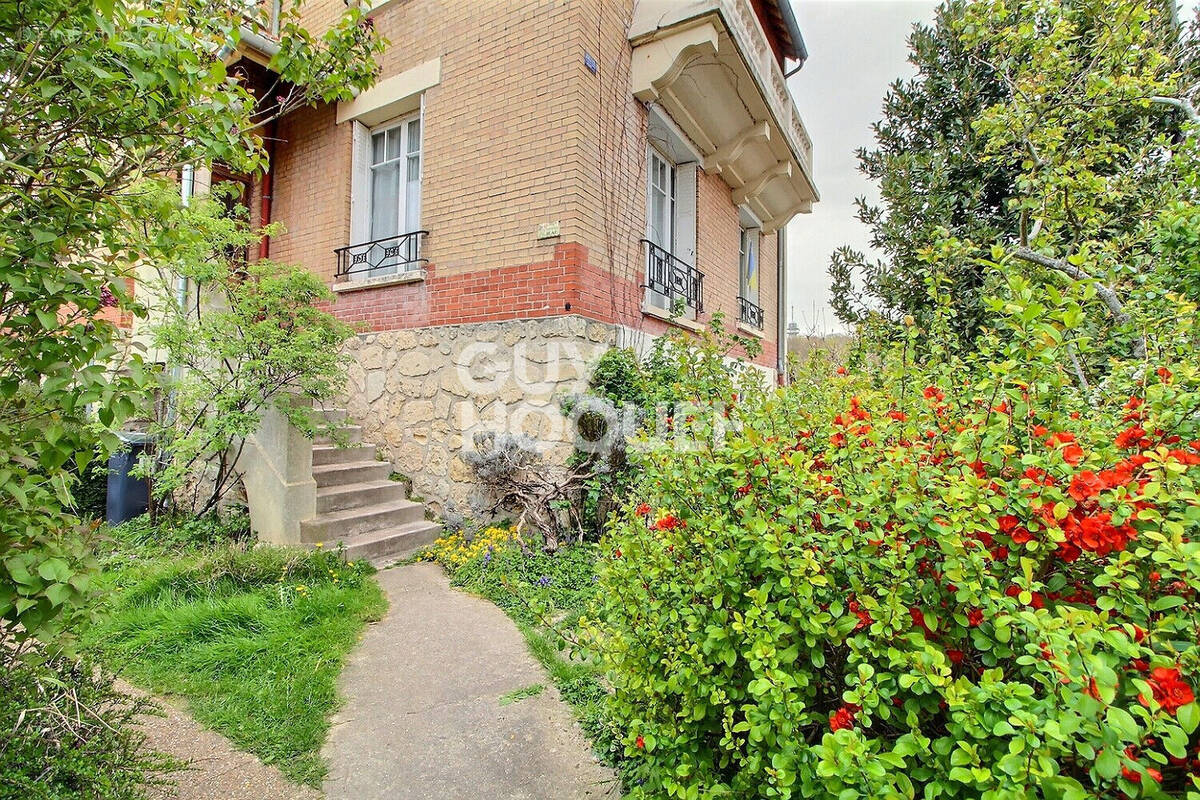 Appartement à CHAVILLE