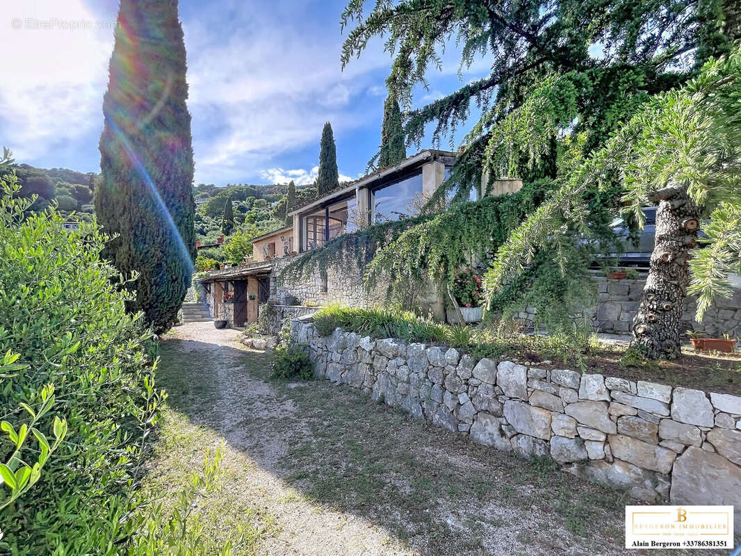 Maison à SPERACEDES