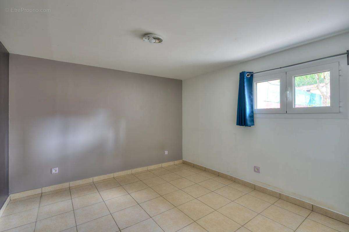 Maison à VITRY-SUR-SEINE