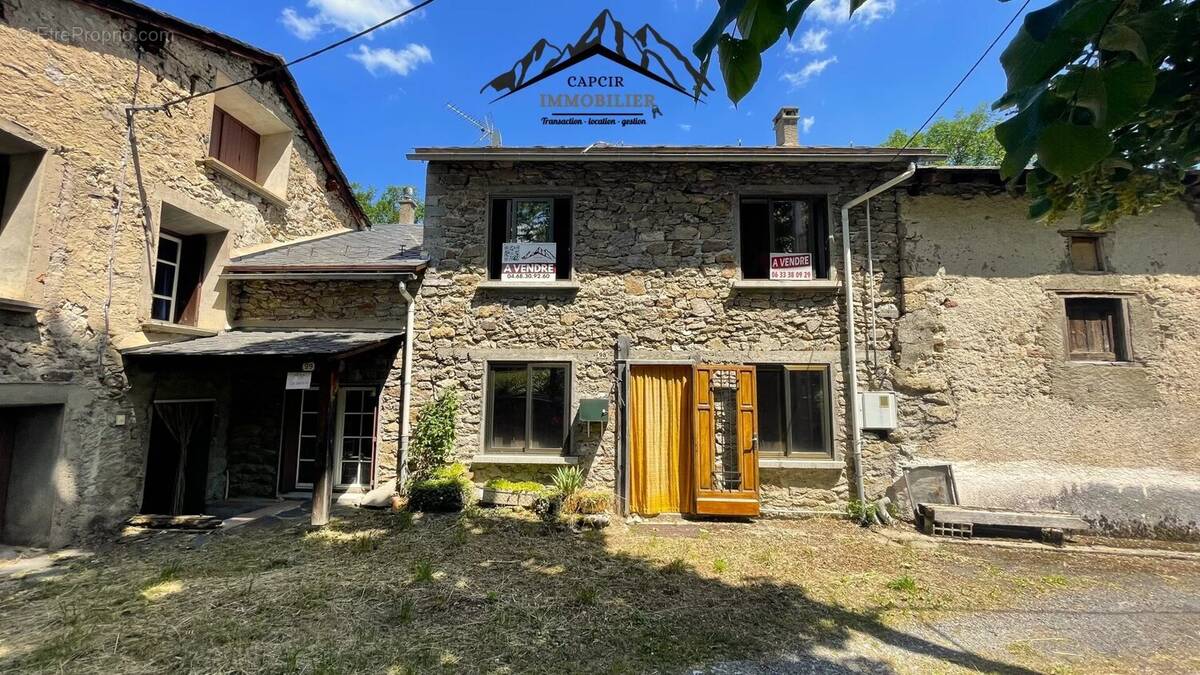 Appartement à CARCANIERES