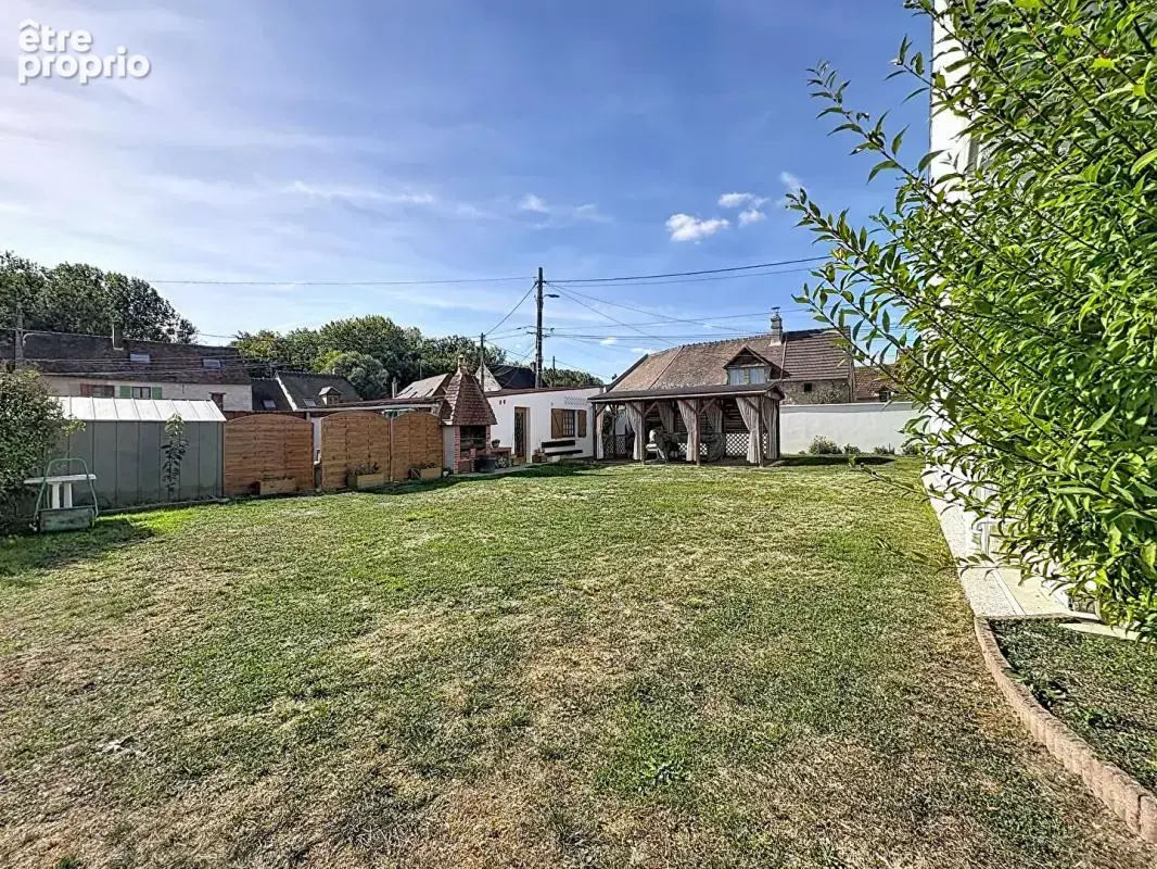 Pavillon independant - 118m² - 4 chambres - sous sol total - double garage - 60250 bury - photo 16