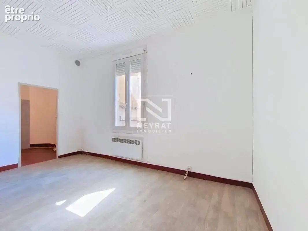 A vendre - draguignan maison a fort potentiel - deux garages - photo 4