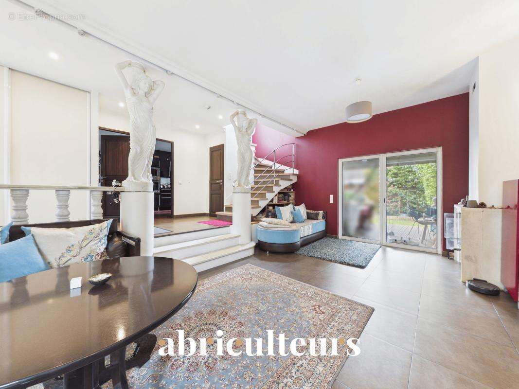 Maison à COLOMBES